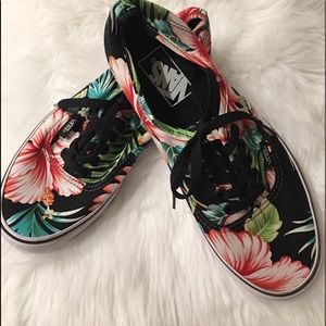 Vans Hawaiian print
